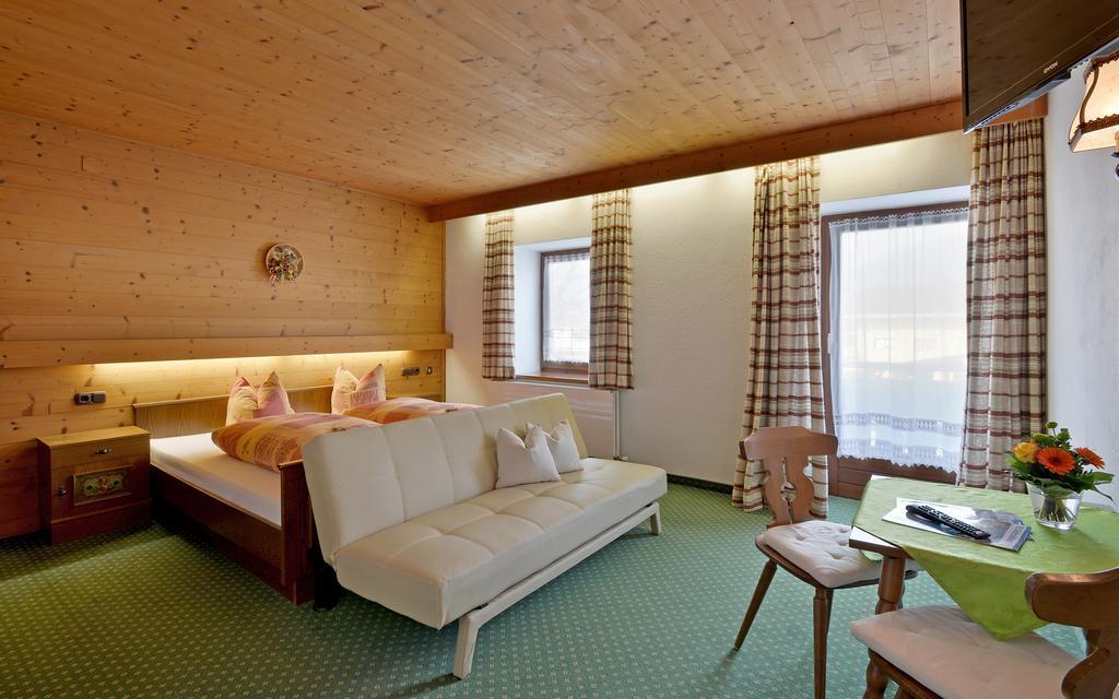 Pension Huettwirt Кёссен Экстерьер фото
